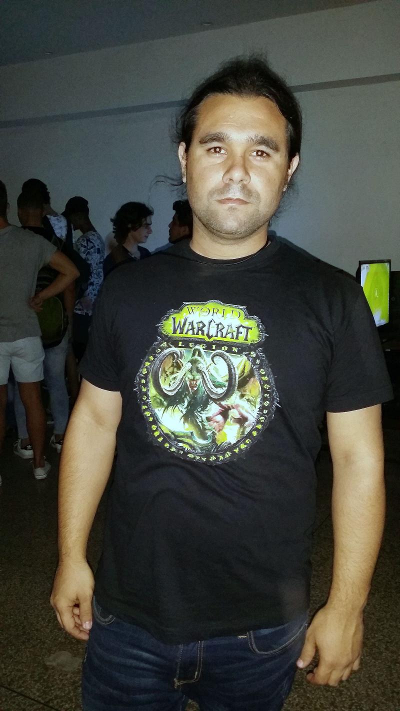 Participantes en un torneo de World of Warcraft en Cuba