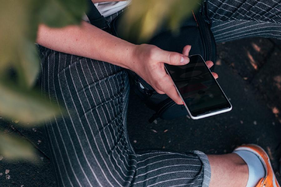 Cuatro aplicaciones para los desconectados