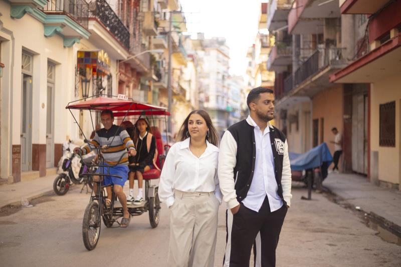 Sus videos de preguntas en la calle han sido virales en las redes