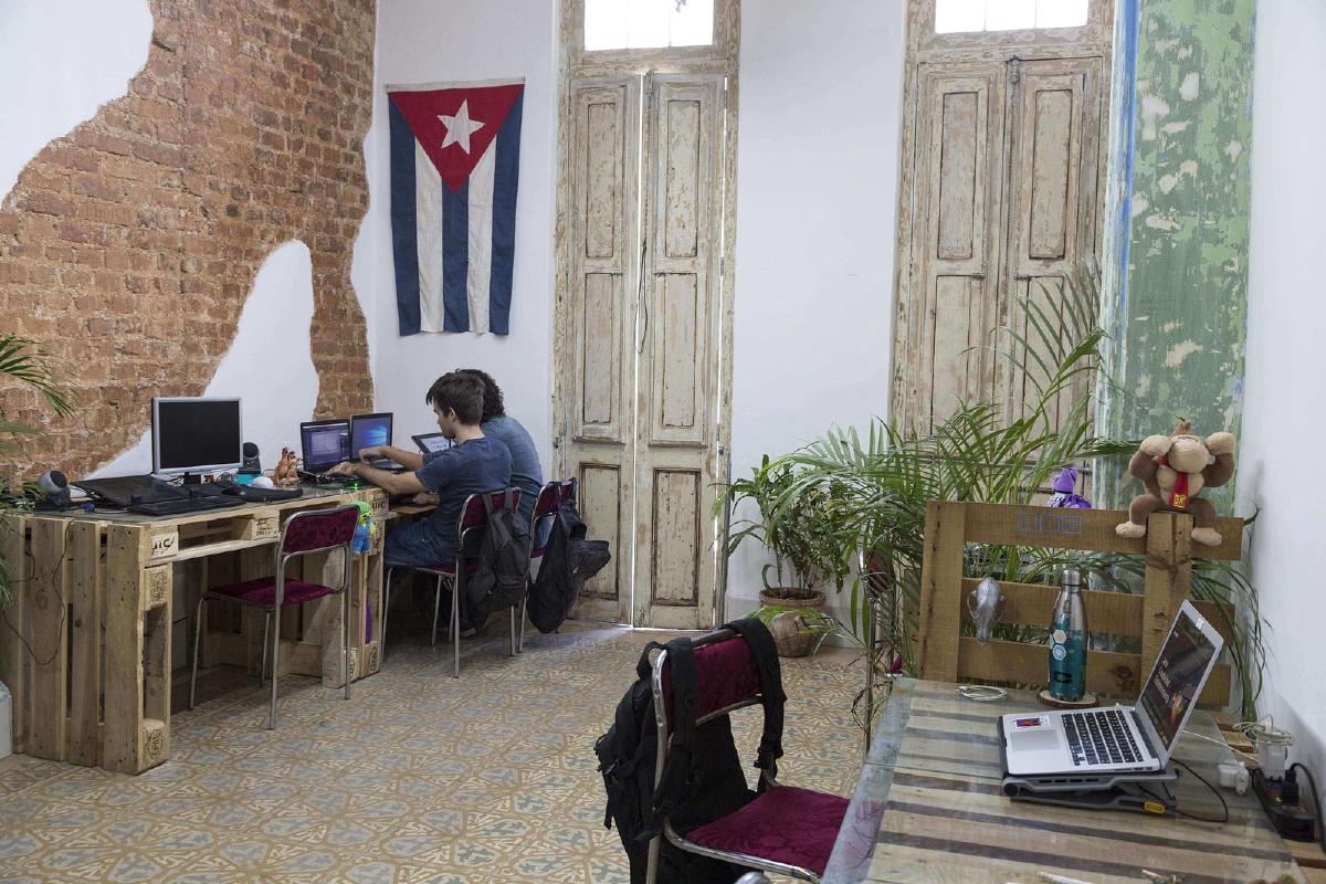 Estudio de ConWiro en la Habana Vieja