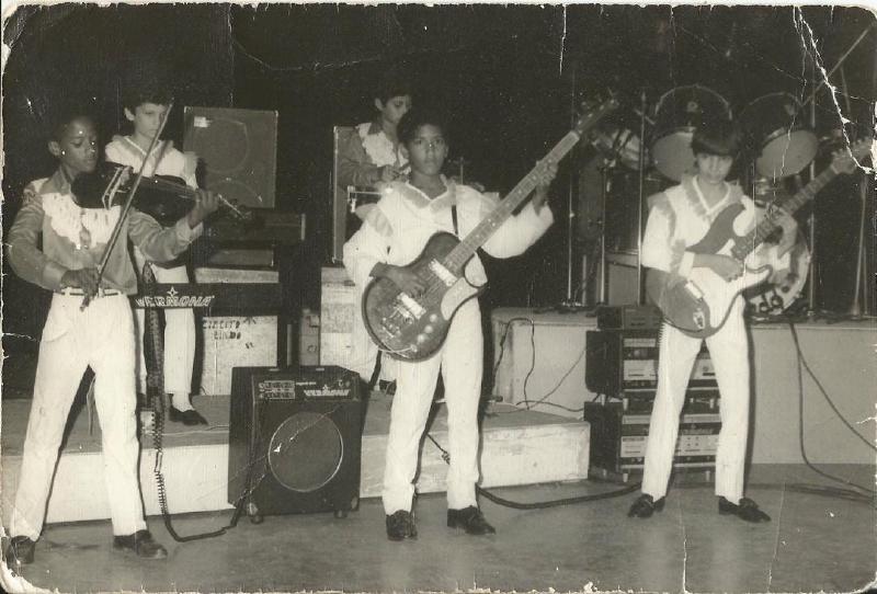 Alain Pérez en el Grupo Cielito Lindo