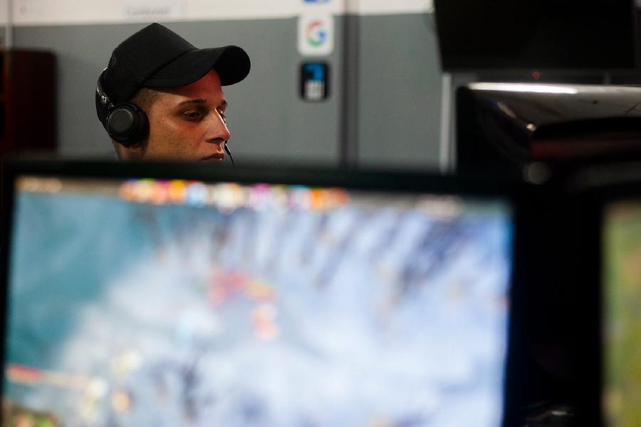 Gamers cubanos, ¡con el Internet de ETECSA!