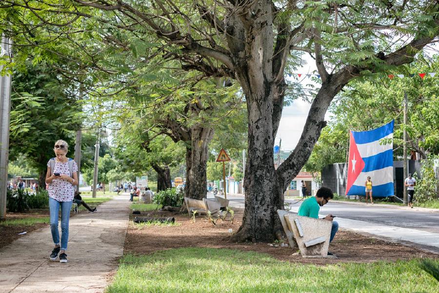 Acceso a Internet: Cuba saluda al “mundo real”