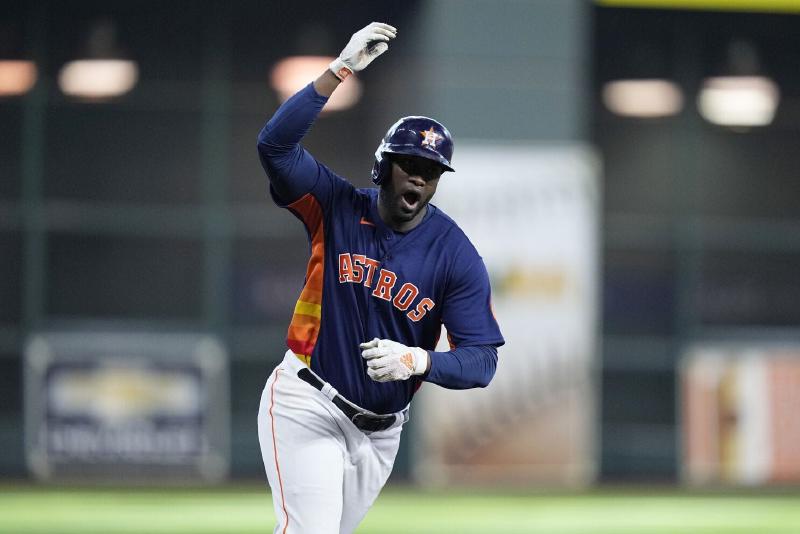 Yordan Álvarez decidió la Serie Mundial con un cuadrangular