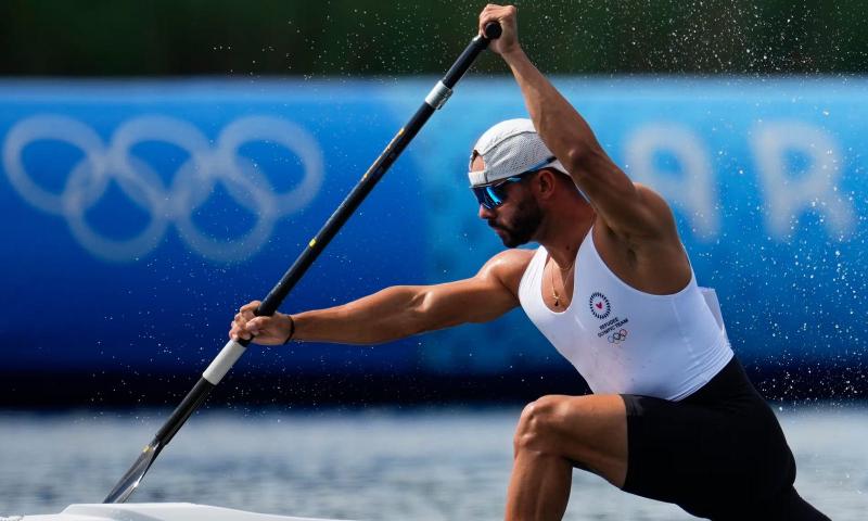 El campeón olímpico de Tokyo-2020 no pudo clasificar a la final