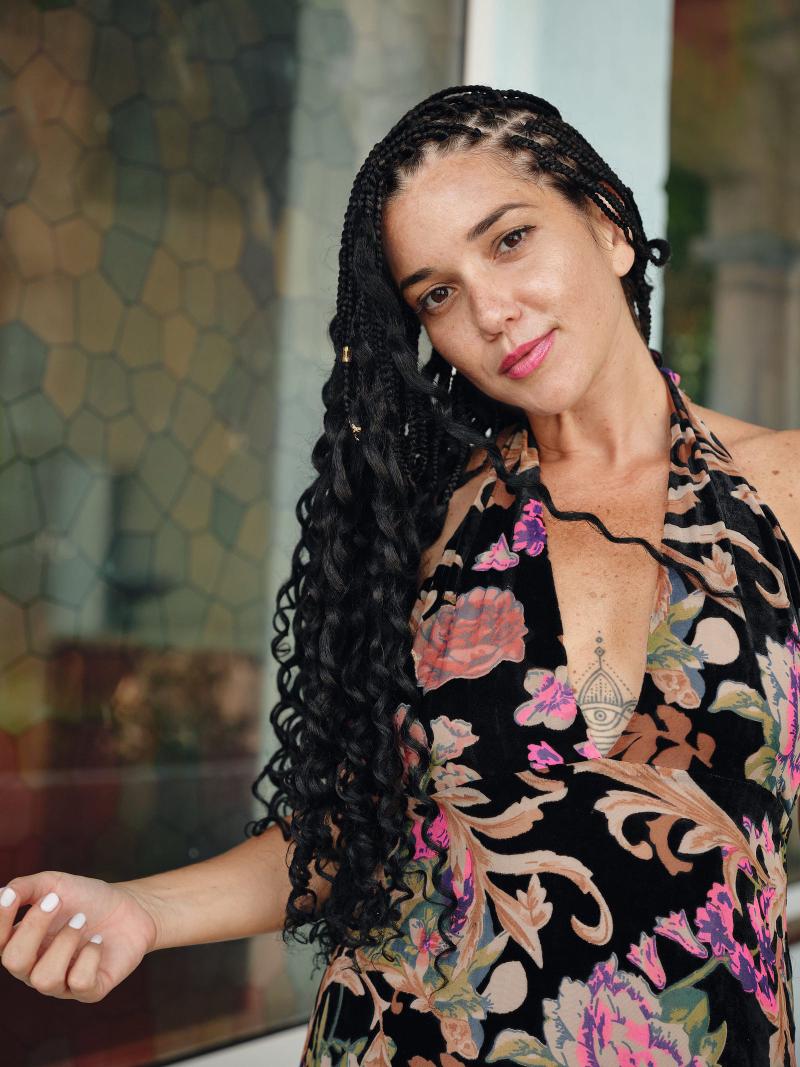 A Gabriela le gusta definirse como espiritista o médium