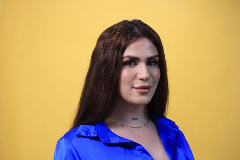 Aunque no quiere ser vista así, Mía es hoy un referente para las mujeres trans en Cuba