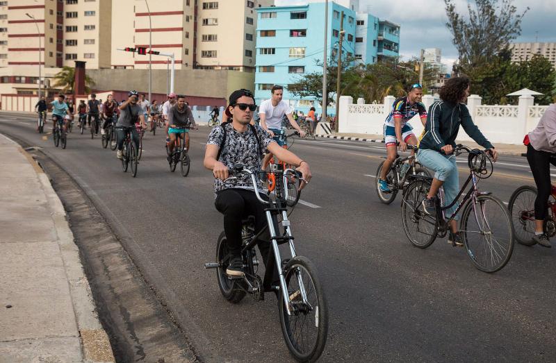 La Habana es una ciudad ideal para andar en bici, pero es necesario promover su uso