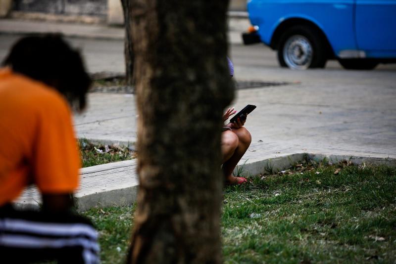 Cuenta Nauta WiFi mediante, también se cometen “indiscreciones”