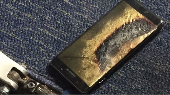 Así quedan las famosas “phablet”
