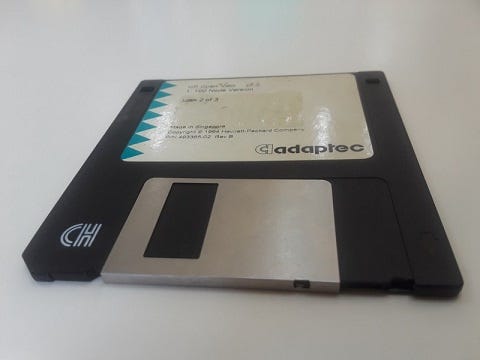 Si te copiaban un juego dependías de esta joyita de 1.44 MB para transportarlo.